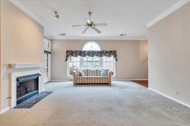 1980 Ashley LN, Roanoke, VA 24018