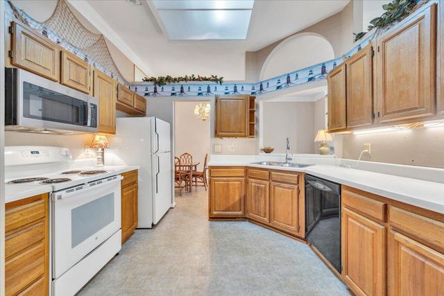 1980 Ashley LN, Roanoke, VA 24018