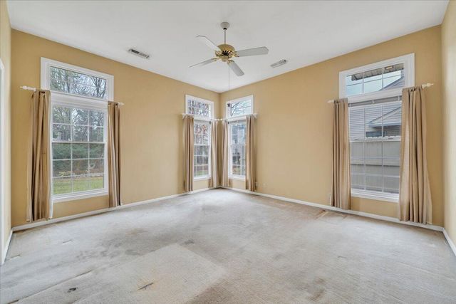 1980 Ashley LN, Roanoke, VA 24018