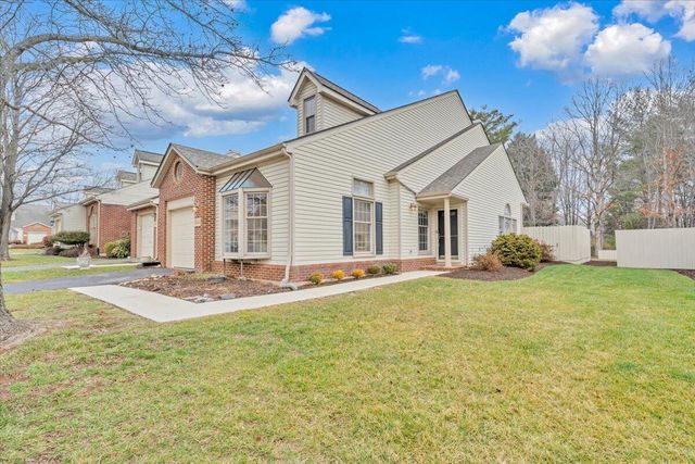 1980 Ashley LN, Roanoke, VA 24018