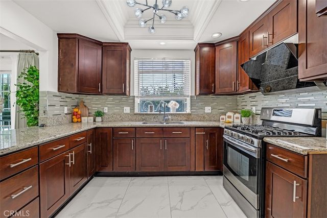 321 S Alhambra Avenue, Monterey Park, CA 91755