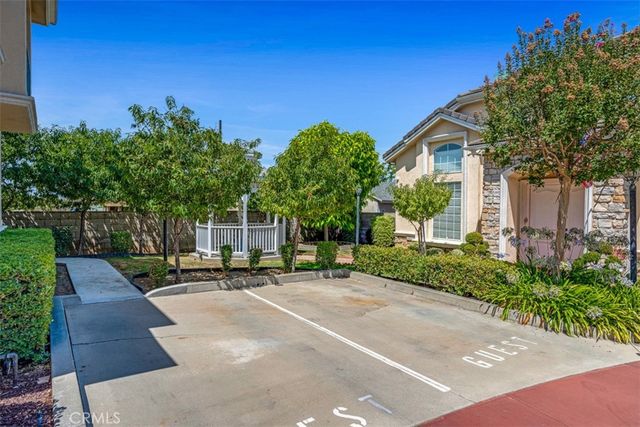 321 S Alhambra Avenue, Monterey Park, CA 91755