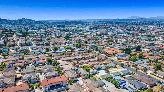 321 S Alhambra Avenue, Monterey Park, CA 91755
