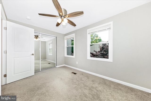 106 CHARING CT, Sterling, VA 20164