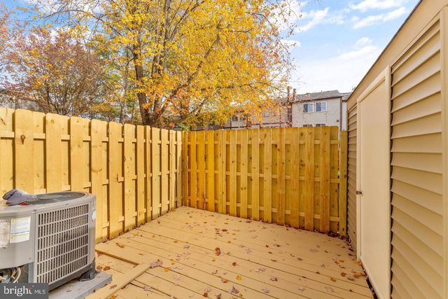 106 CHARING CT, Sterling, VA 20164