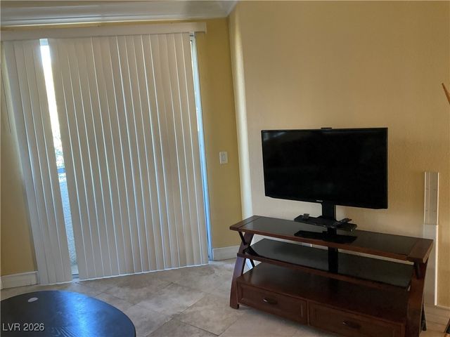 260 East Flamingo Road 319, Las Vegas, NV 89169