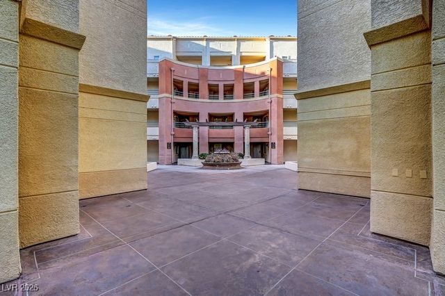 260 East Flamingo Road 319, Las Vegas, NV 89169