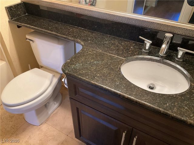 260 East Flamingo Road 319, Las Vegas, NV 89169