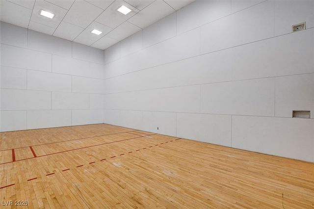 260 East Flamingo Road 319, Las Vegas, NV 89169