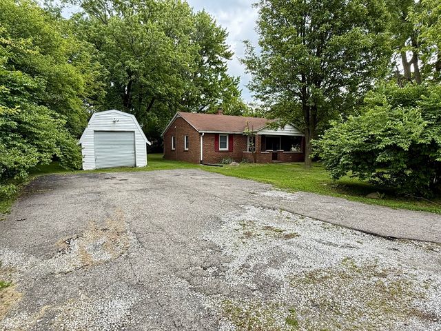 2323 N Leland Avenue, Indianapolis, IN 46218