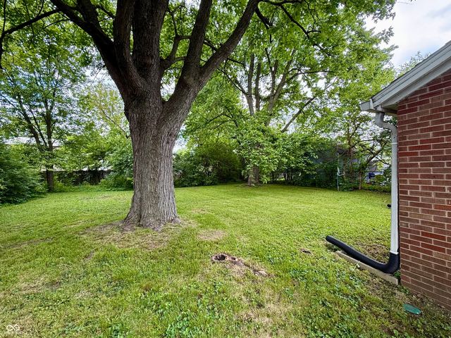2323 N Leland Avenue, Indianapolis, IN 46218
