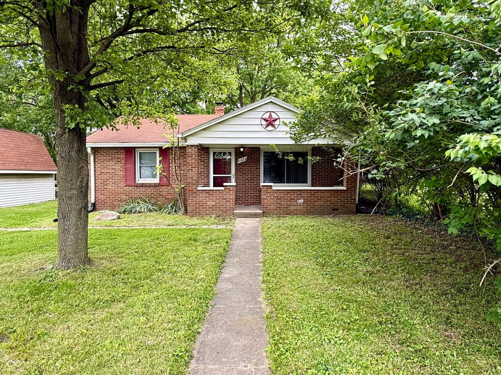 2323 N Leland Avenue, Indianapolis, IN 46218