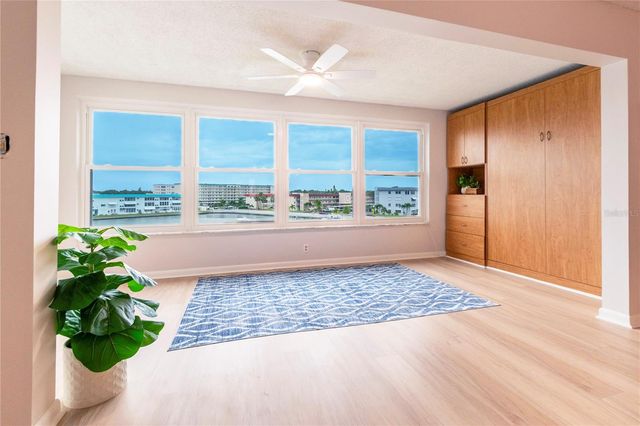 5925 SHORE BOULEVARD S 405, Gulfport, FL 33707