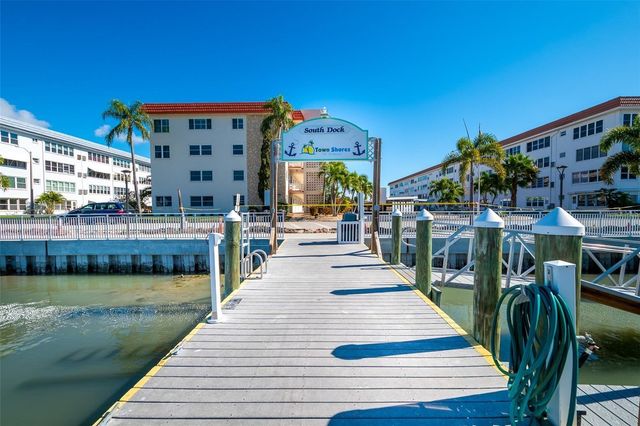 5925 SHORE BOULEVARD S 405, Gulfport, FL 33707