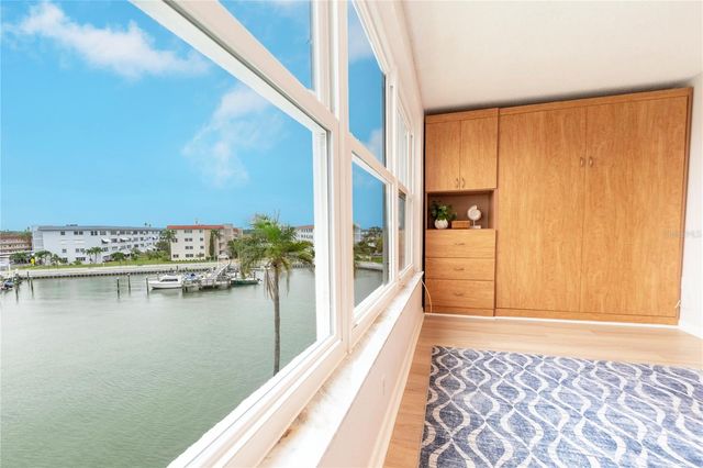 5925 SHORE BOULEVARD S 405, Gulfport, FL 33707