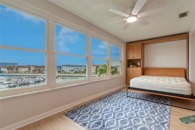 5925 SHORE BOULEVARD S 405, Gulfport, FL 33707
