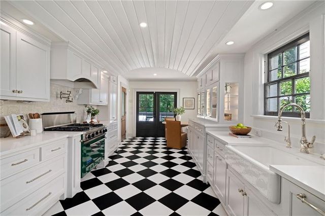 578 Montgomery Ferry Road, Atlanta, GA 30324
