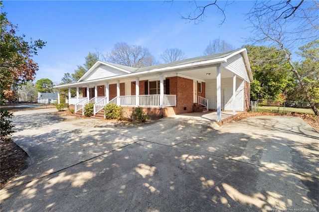 1633 & 1635 Ireland Drive, Fayetteville, NC 28304