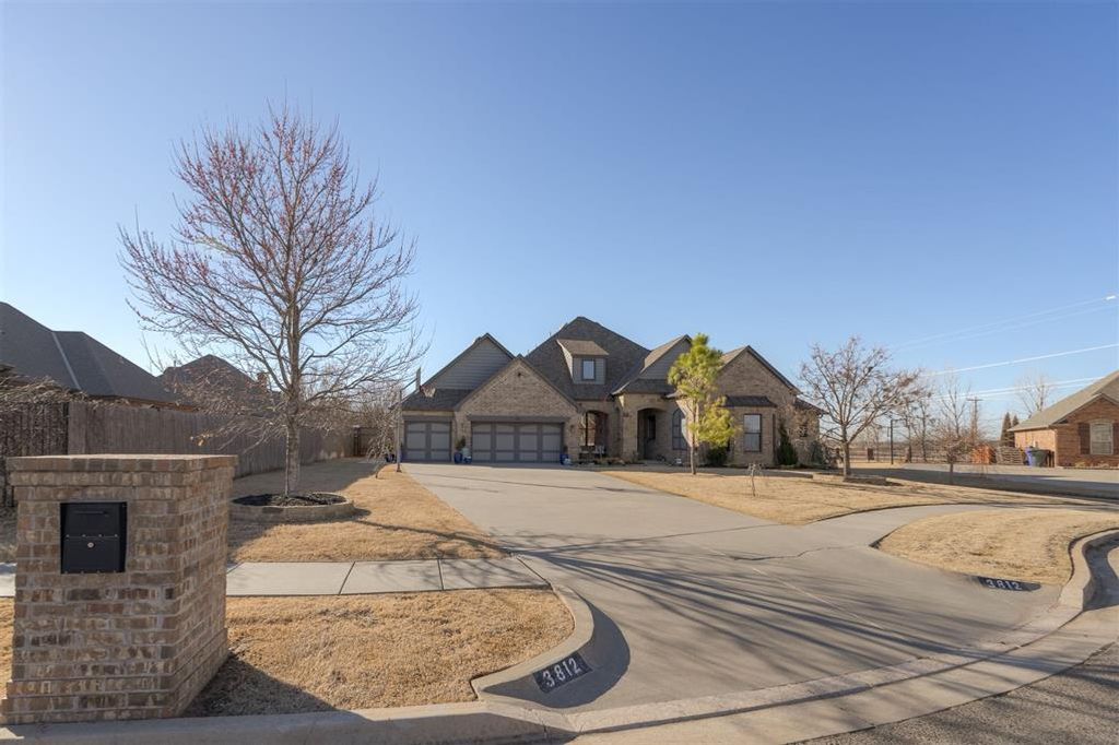3812 Dalston Circle, Norman, OK 73072