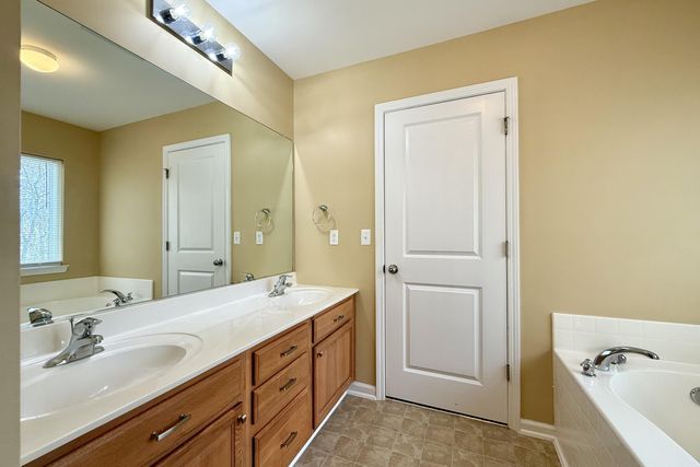 257 Grand Oaks Drive, Ladson, SC 29456