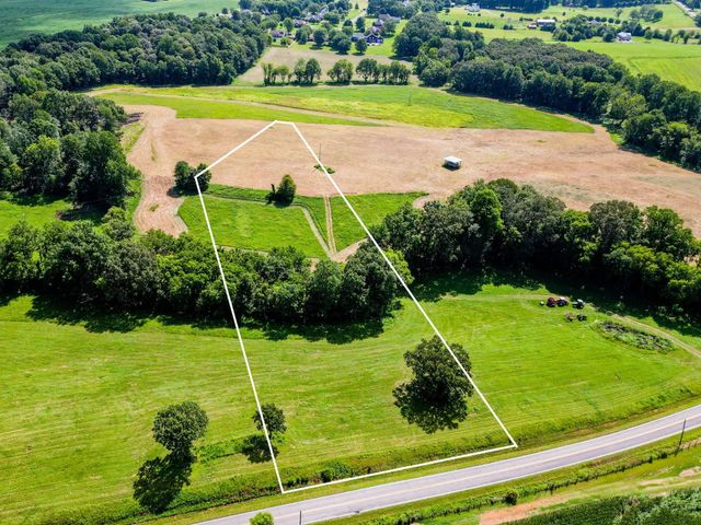 3988 Old Coopertown Road, Springfield, TN 37172