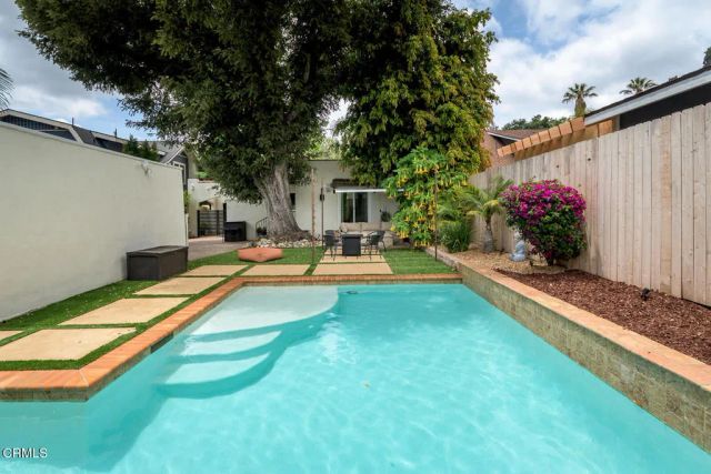 1014 N Marengo Avenue, Pasadena, CA 91103