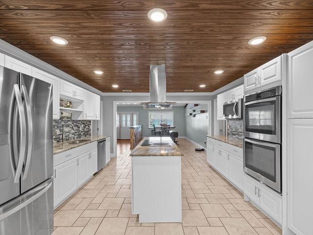 5904 SPRINGRUN COURT, Holiday, FL 34690