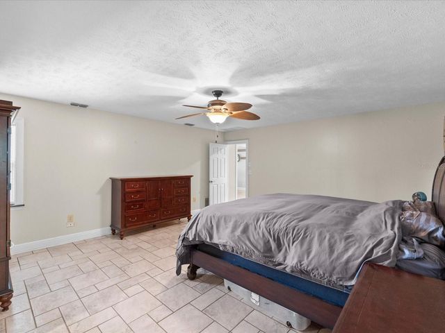 5904 SPRINGRUN COURT, Holiday, FL 34690