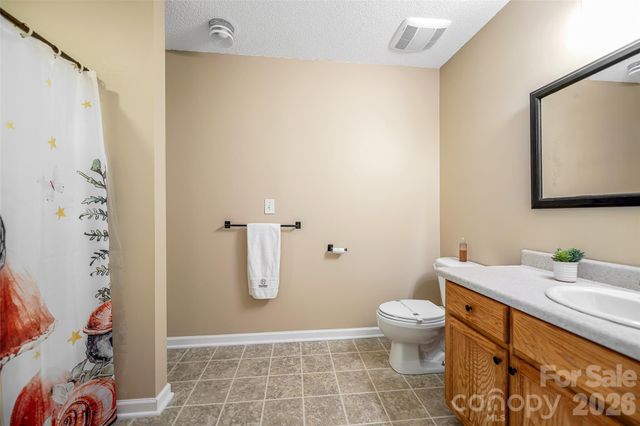 158 Autumn Woods Drive, Kings Mountain, NC 28086