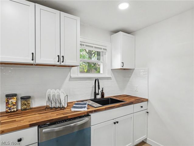 10617 Wadsworth Avenue, Garfield Heights, OH 44125