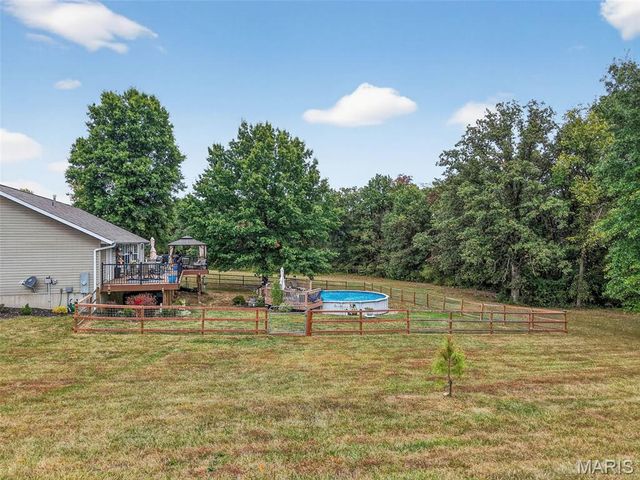 114 Quail Trail, Winfield, MO 63389