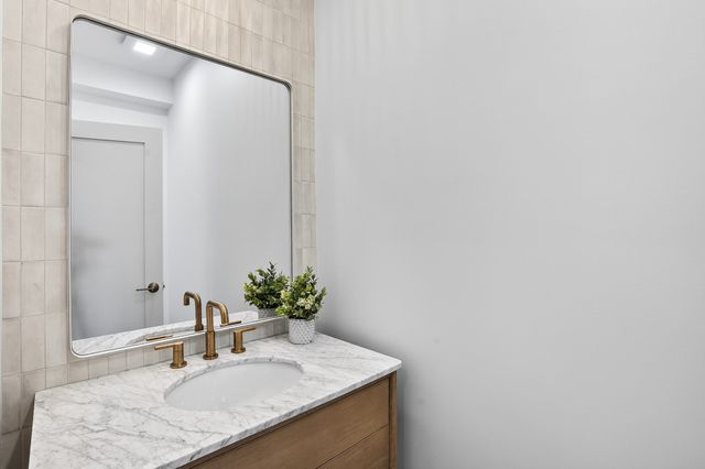 17 Jewett Place 2, Newton, MA 02458