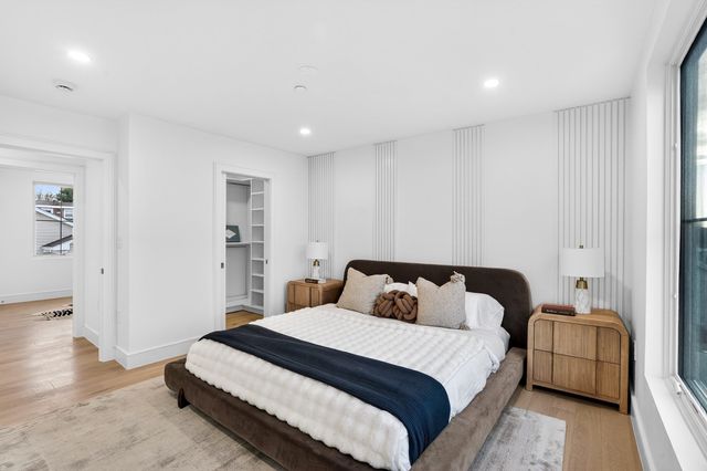 17 Jewett Place 2, Newton, MA 02458