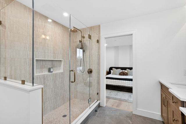 17 Jewett Place 2, Newton, MA 02458