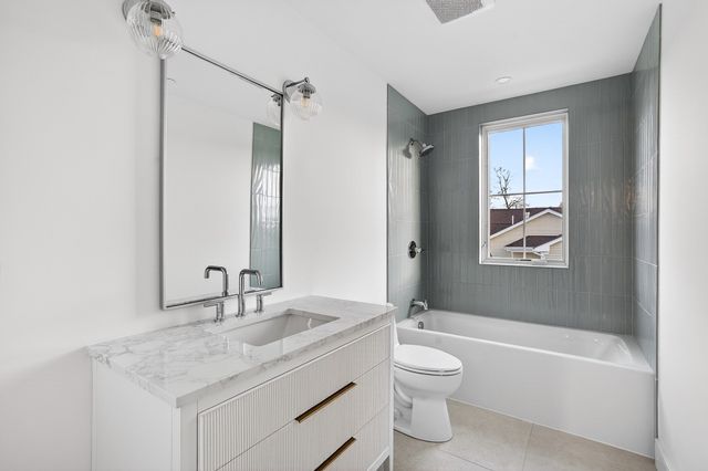 17 Jewett Place 2, Newton, MA 02458