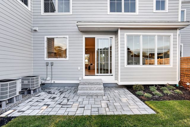 17 Jewett Place 2, Newton, MA 02458