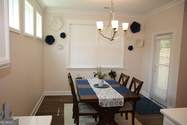 560 Plainfield Street, Fayetteville, GA 30215