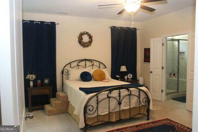 560 Plainfield Street, Fayetteville, GA 30215