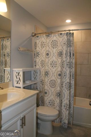 560 Plainfield Street, Fayetteville, GA 30215