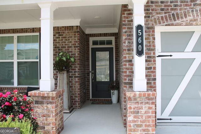 560 Plainfield Street, Fayetteville, GA 30215