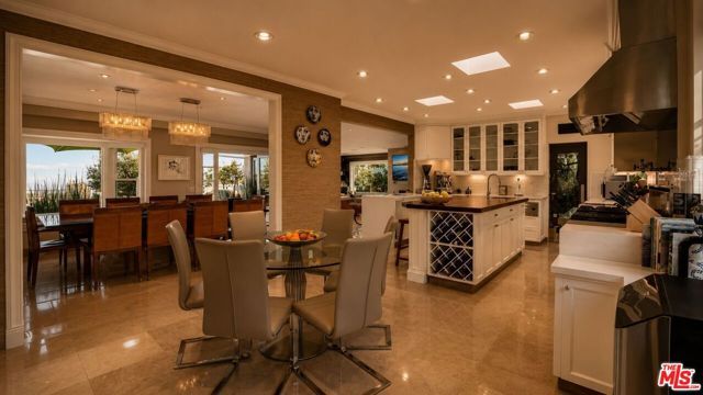 8740 W St Ives Drive, Los Angeles, CA 90069