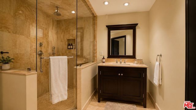 8740 W St Ives Drive, Los Angeles, CA 90069
