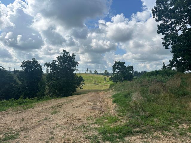 Tract 26 Pittsburg Landing Road, London, KY 40741