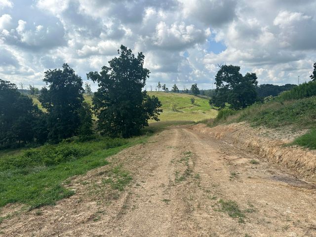 Tract 26 Pittsburg Landing Road, London, KY 40741