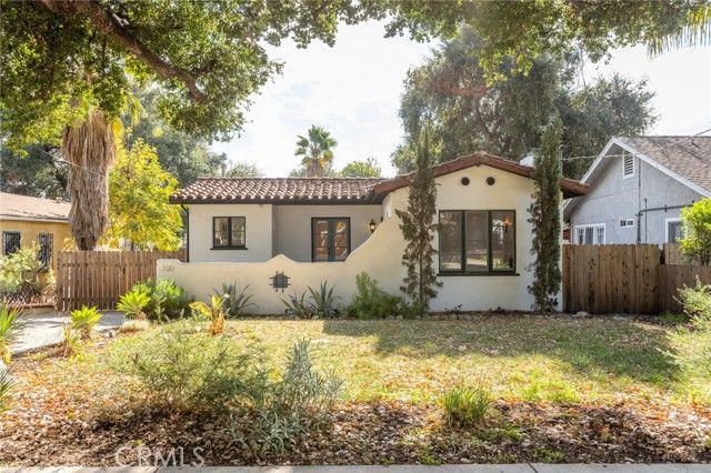 100 W Tremont, Pasadena, CA 91103