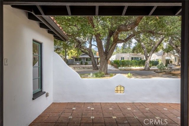 100 W Tremont, Pasadena, CA 91103