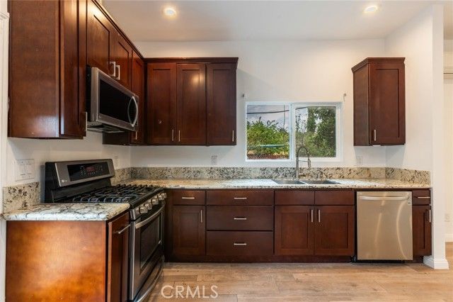 100 W Tremont, Pasadena, CA 91103