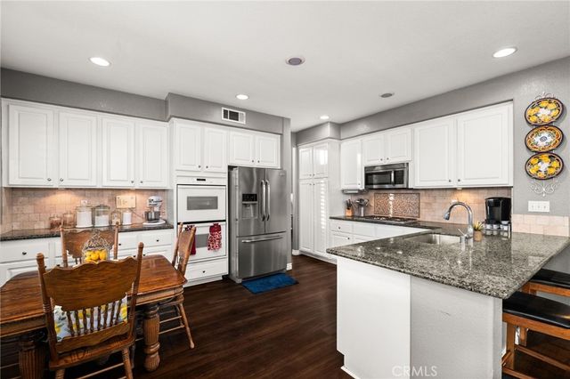 9473 Poppyfield Court, Rancho Cucamonga, CA 91730