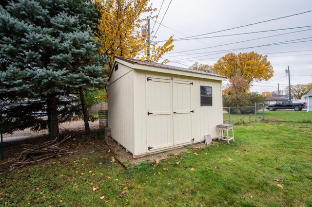 1013 13th Street N, Moorhead, MN 56560