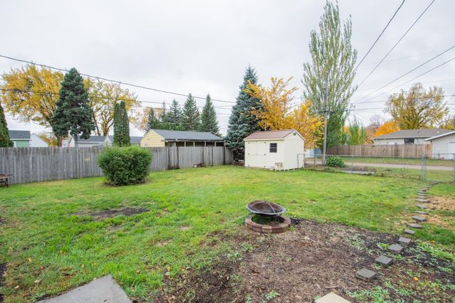 1013 13th Street N, Moorhead, MN 56560